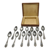 Ménagère de 12 petites cuillères en métal argenté style rocaille
