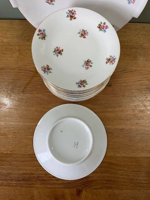 Floral dessert service