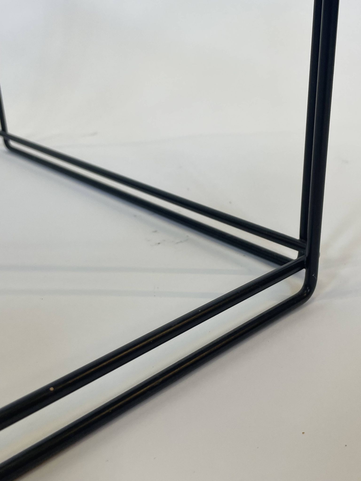 Table d'appoint vintage de Max Sauze "isocèle" design années 70