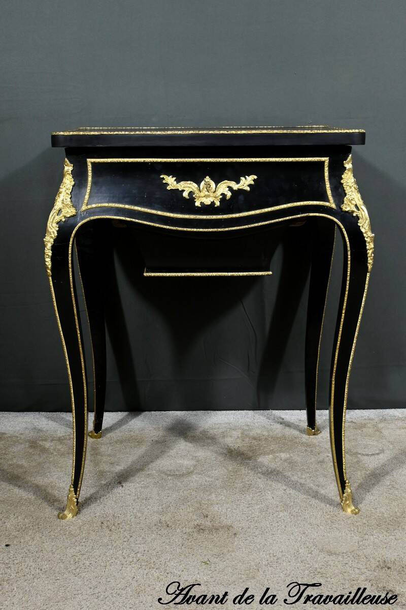 Worker in Blackened Pear Tree, Napoleonic III Era – Mid 19th Century