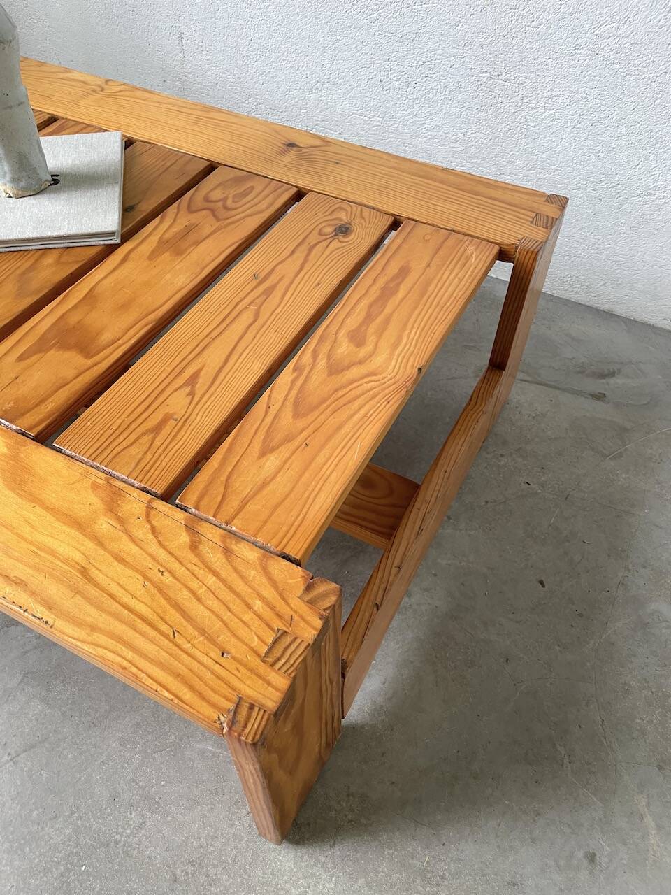 70s pine table regain