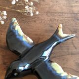 Black ceramic swallow