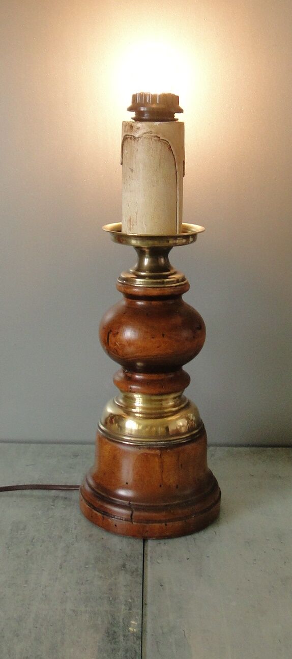 Pied de lampe en bois tourne et laiton années 70/80