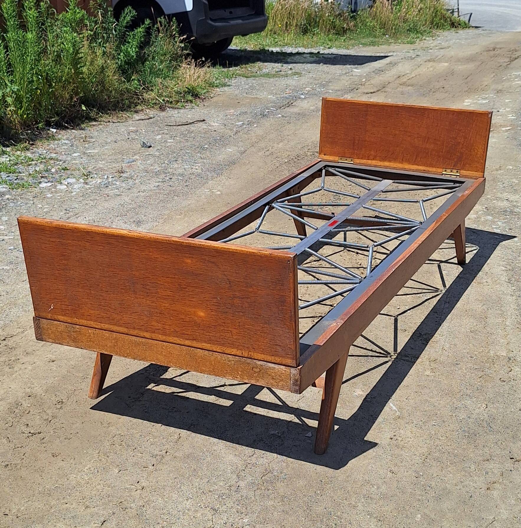 Daybed/Daybed, "Day and Night" model, Free Span