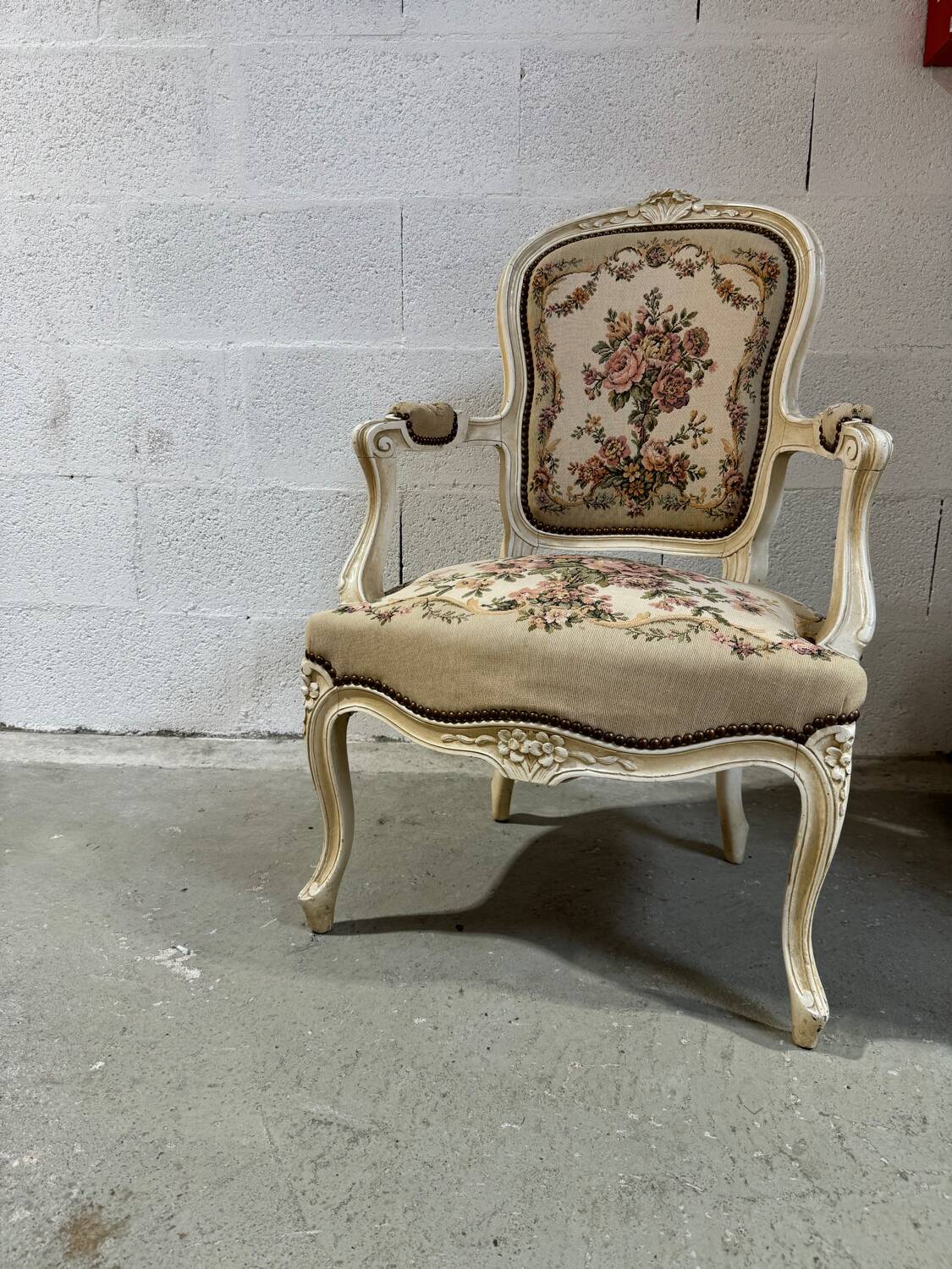 Pair of Cabriolet armchairs