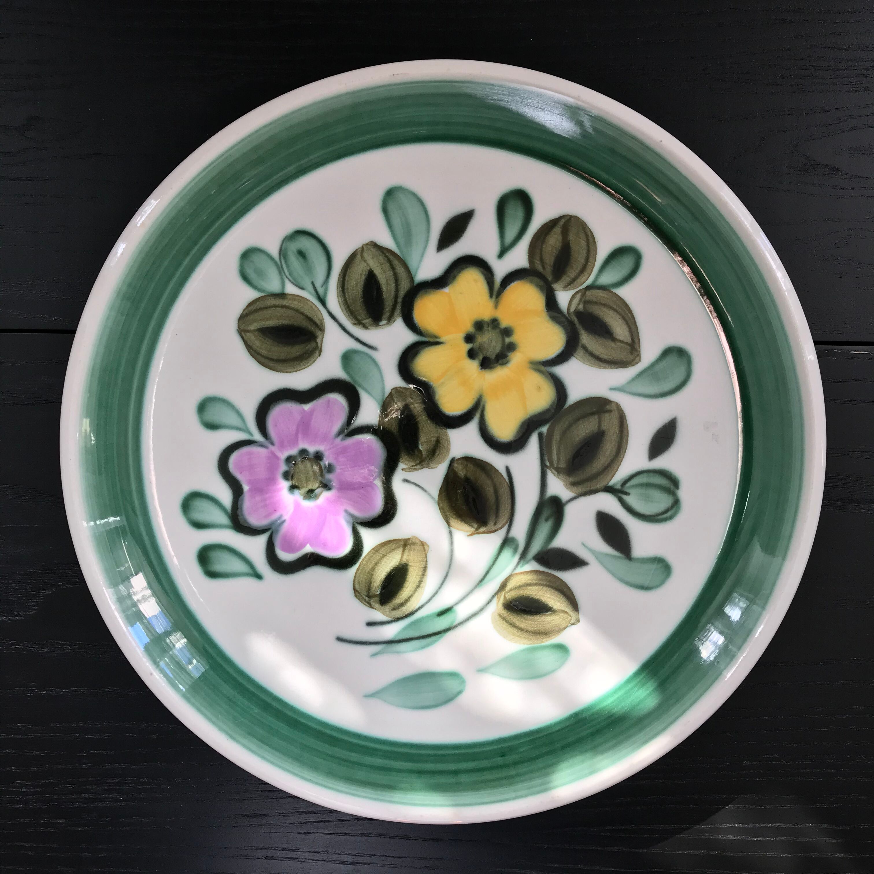 Flowery Boch dish