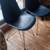 EAMES  CHAIR DSR Pieds Tour Eiffel