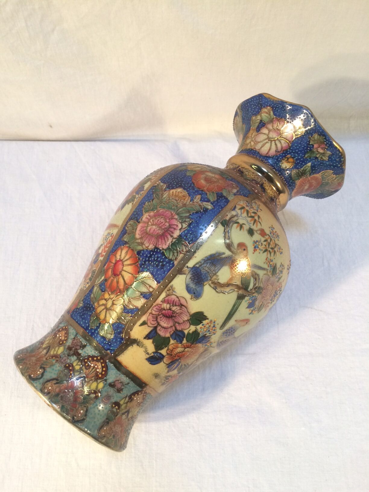 Japanese Satsuma porcelain vase - 30 cm