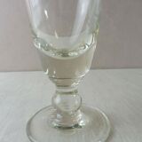 Old wormwood glass in molded glass, in thick glass