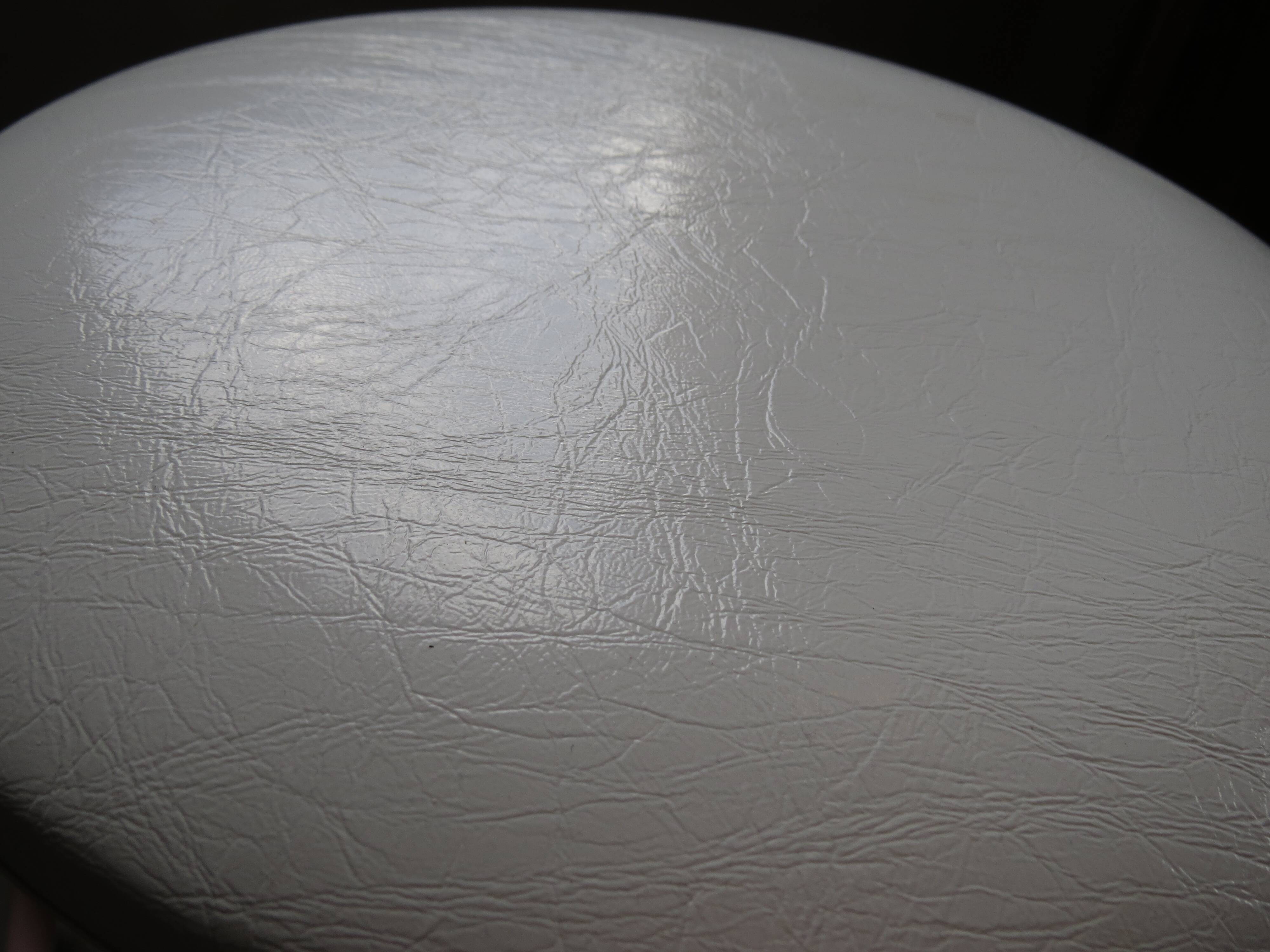 80's design stool in pink tube