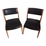 2 Scandinavian chairs
