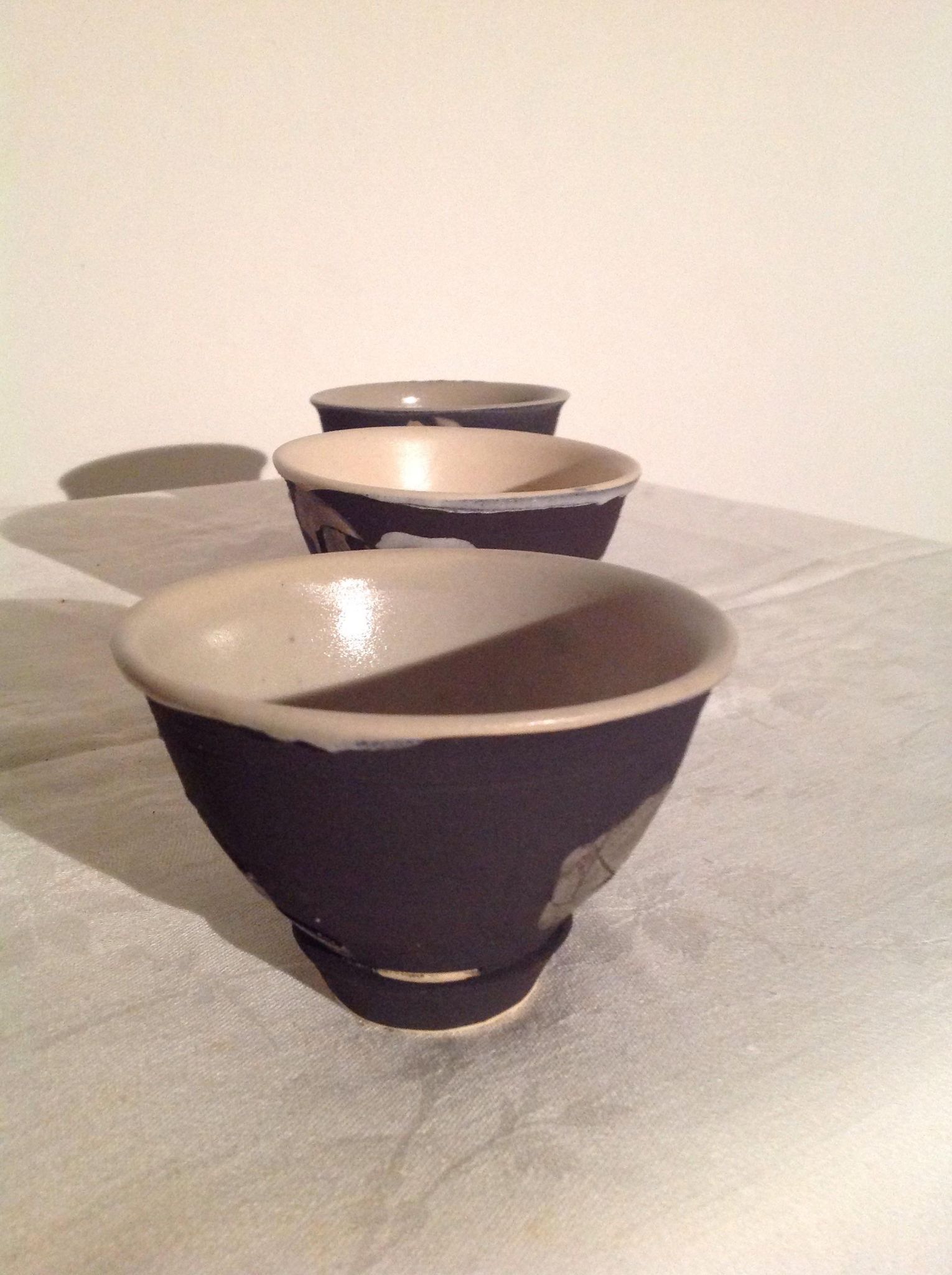 3 ceramic bowls