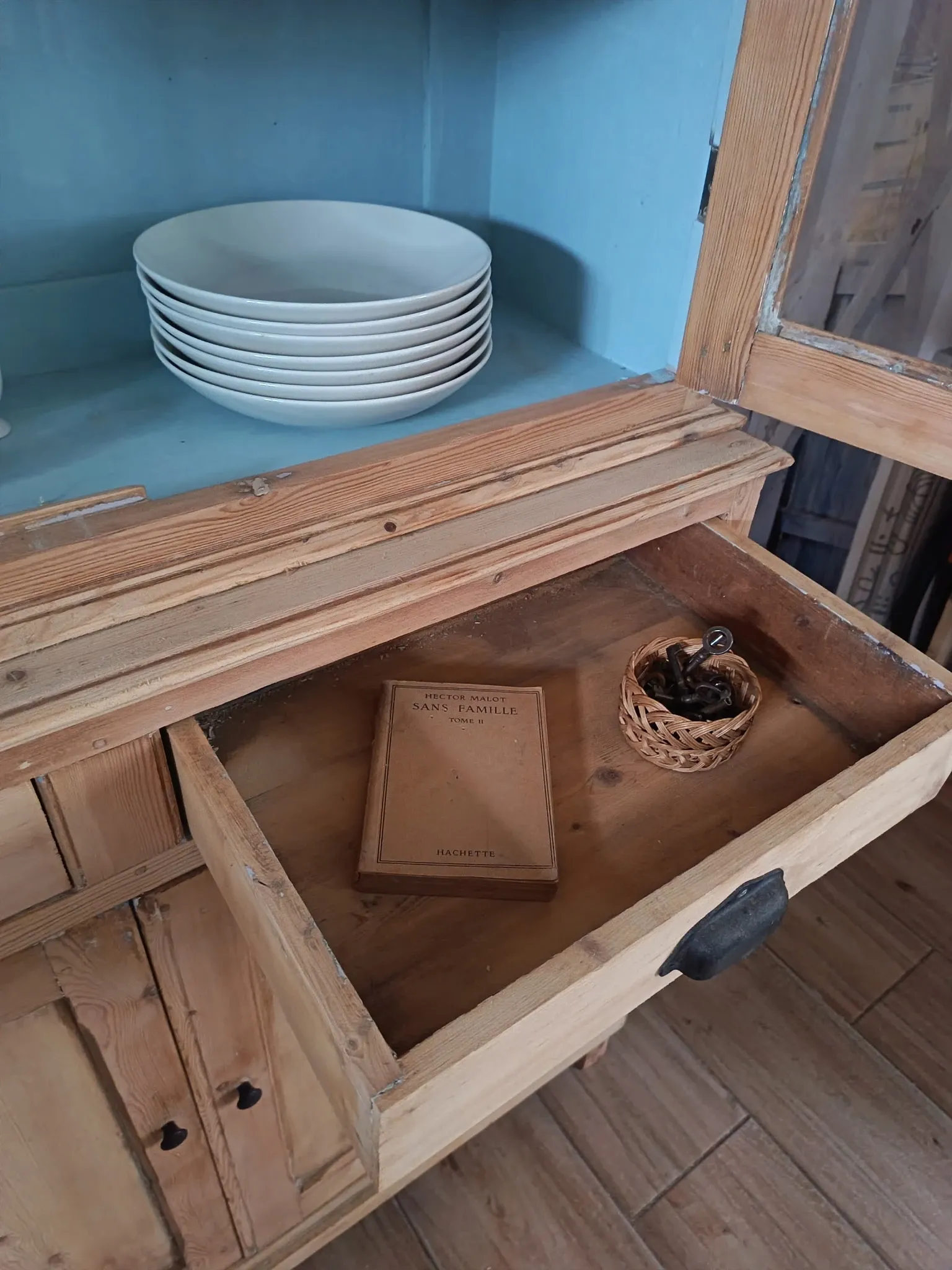 Old country dresser
