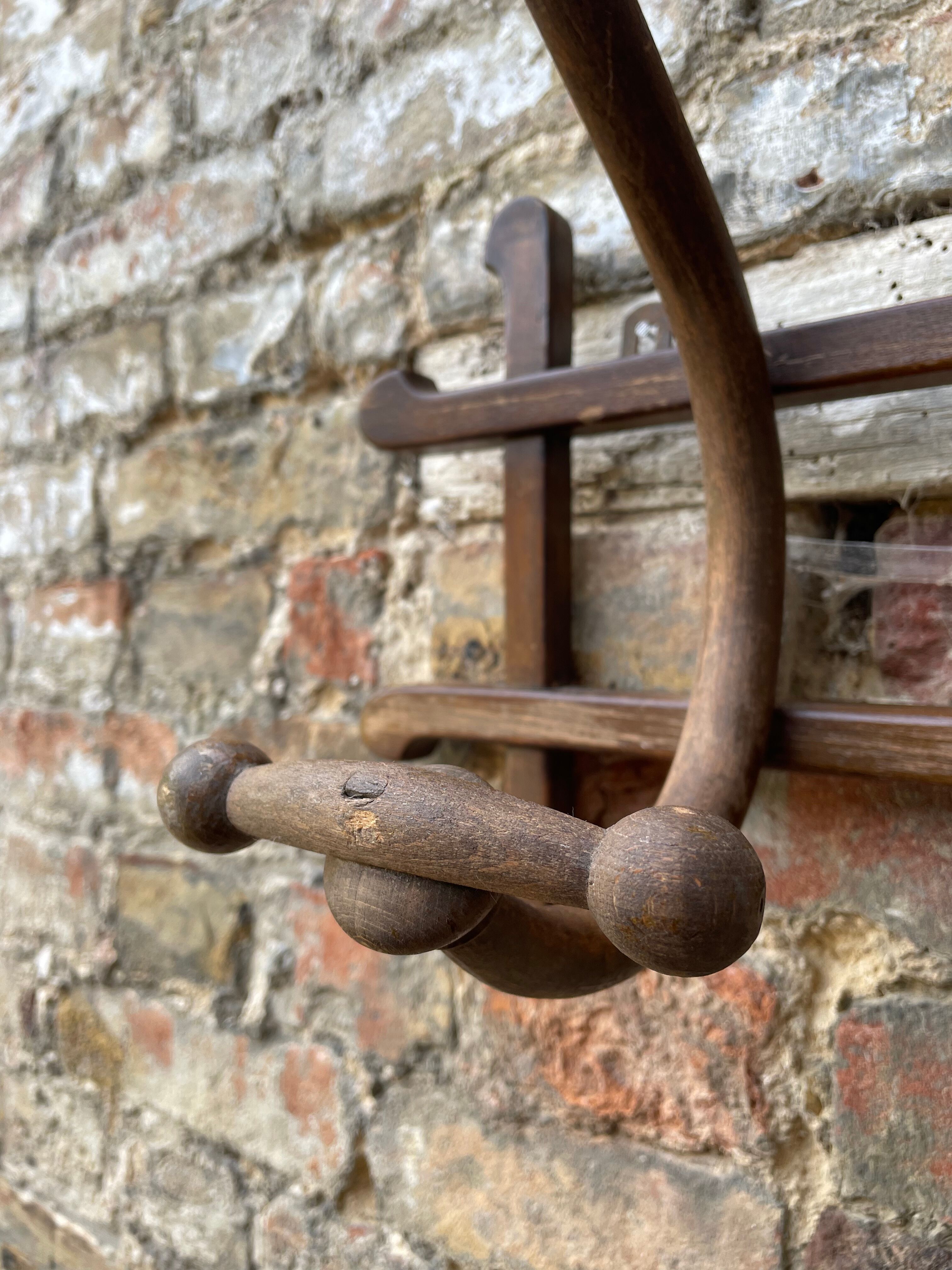 Porte-manteau mural Thonet fin XIXème
