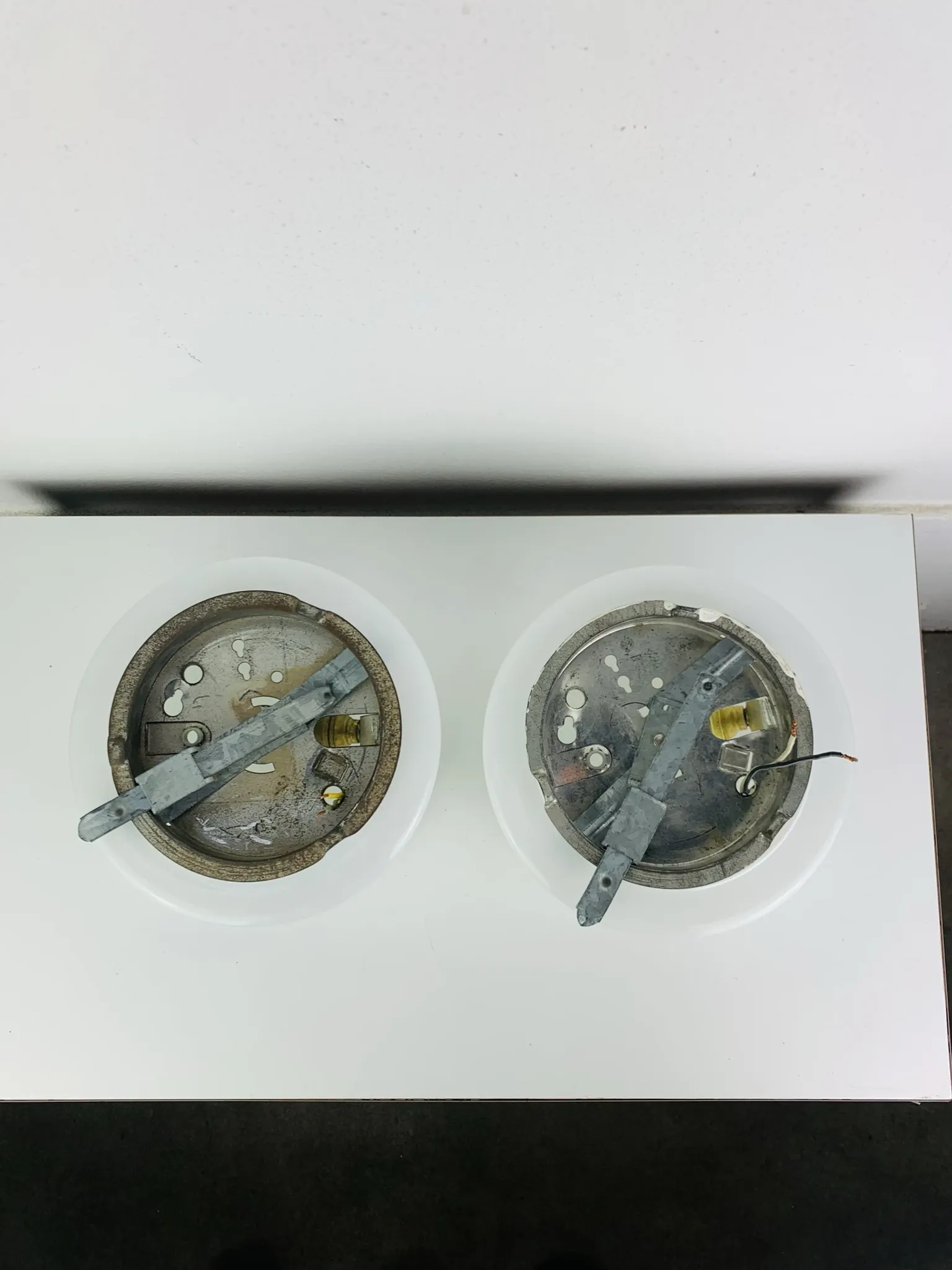 Pair of round opaline wall lights from the 50s/60s, ceiling lights.