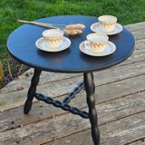 Tripod coffee table