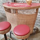 Rattan bar