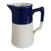 Small jug/old milk pot