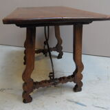 Table d’appoint espagnole antique