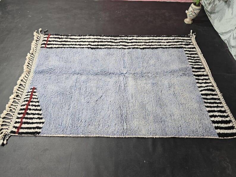 Tapis berbère en laine pure traditionnelle taille 200 x 300 cm