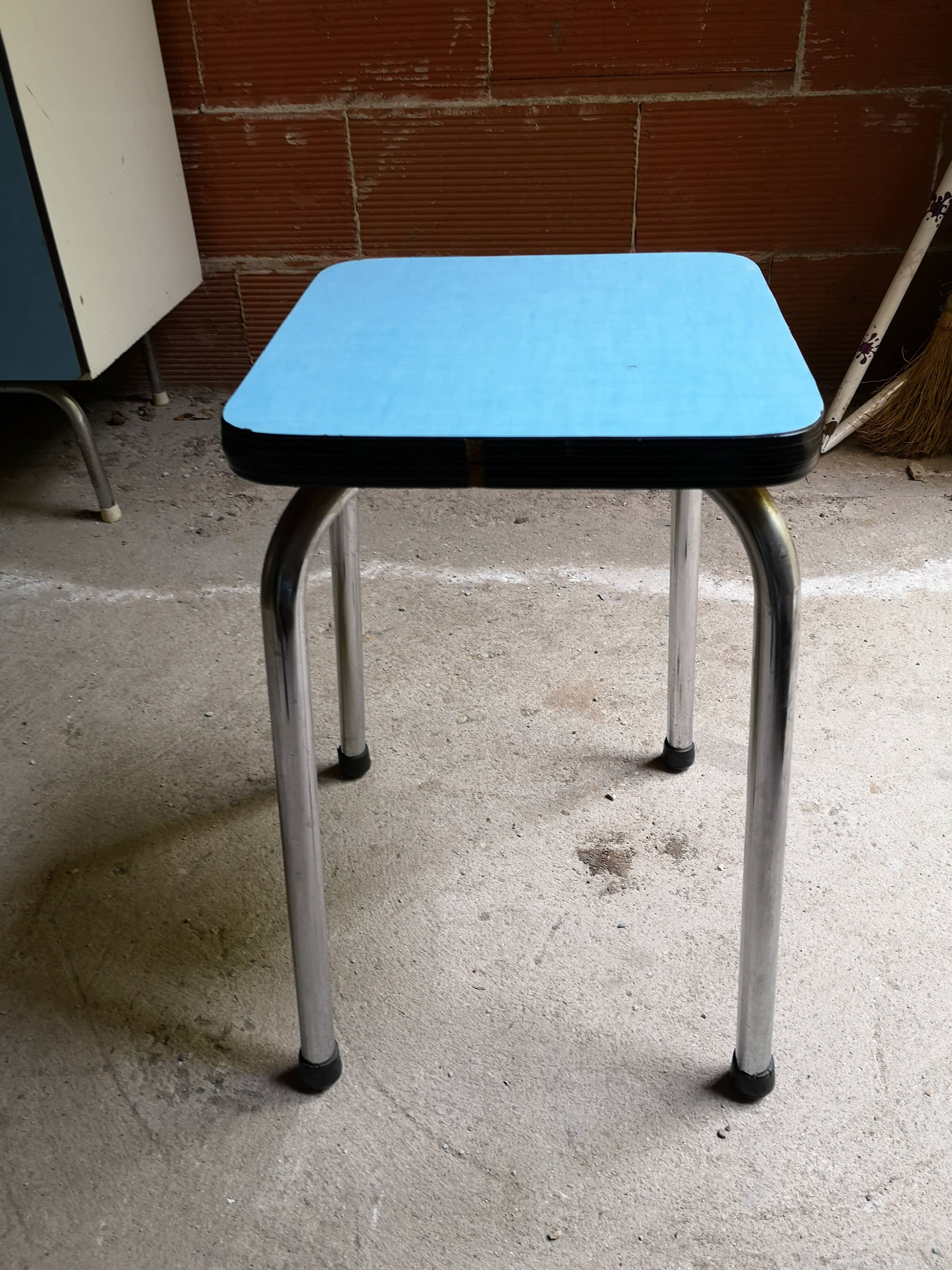 Blue formica dining set