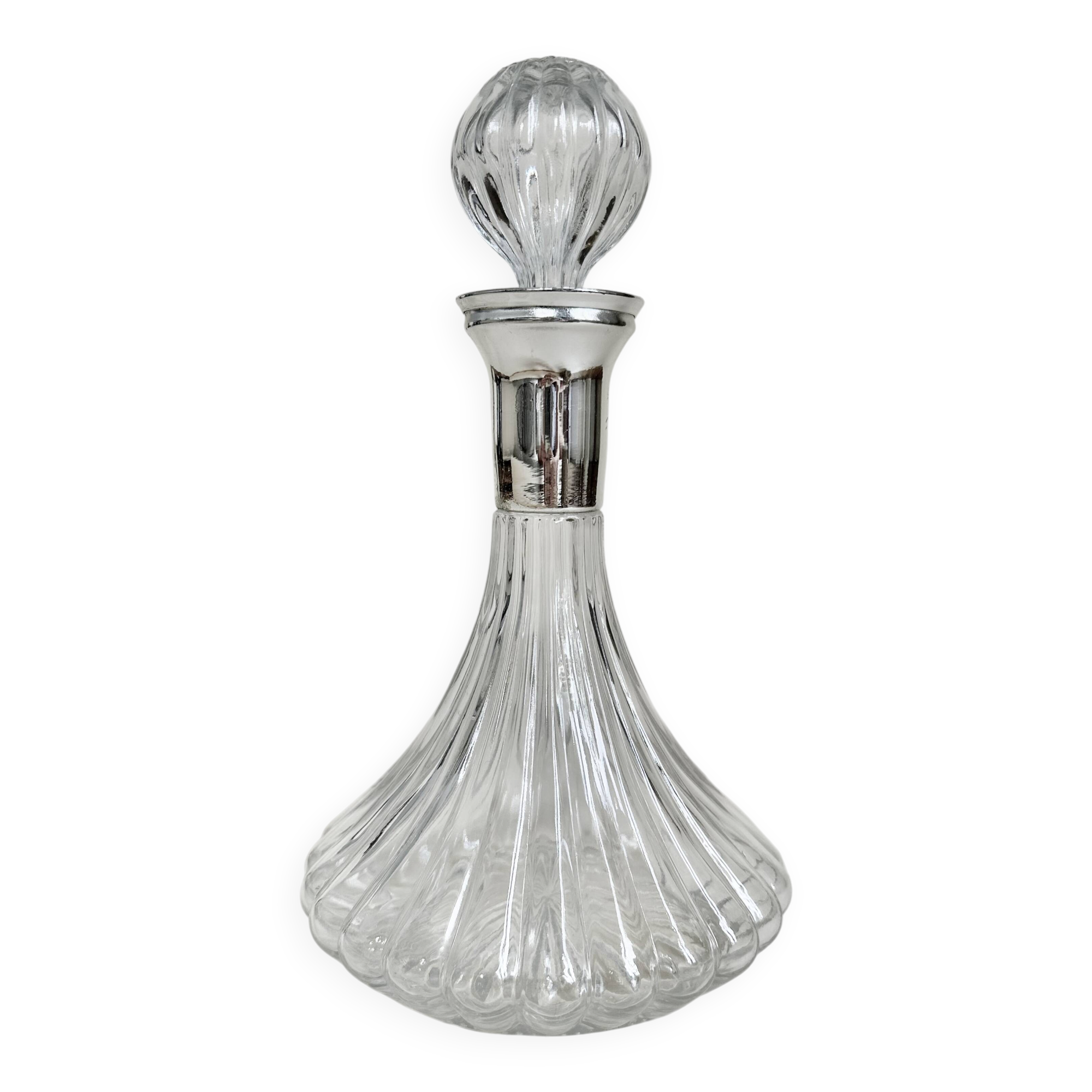 Glass decanter