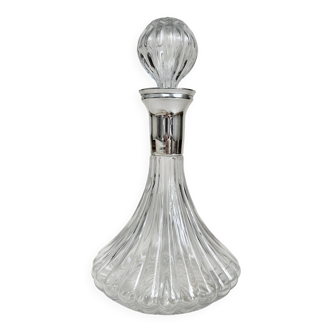 Glass decanter