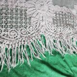 Bedspread, old crochet bedspread, openwork flowers, square mesh