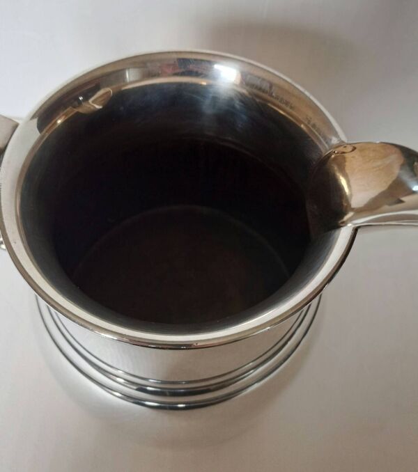 Broc en métal argenté Almazan