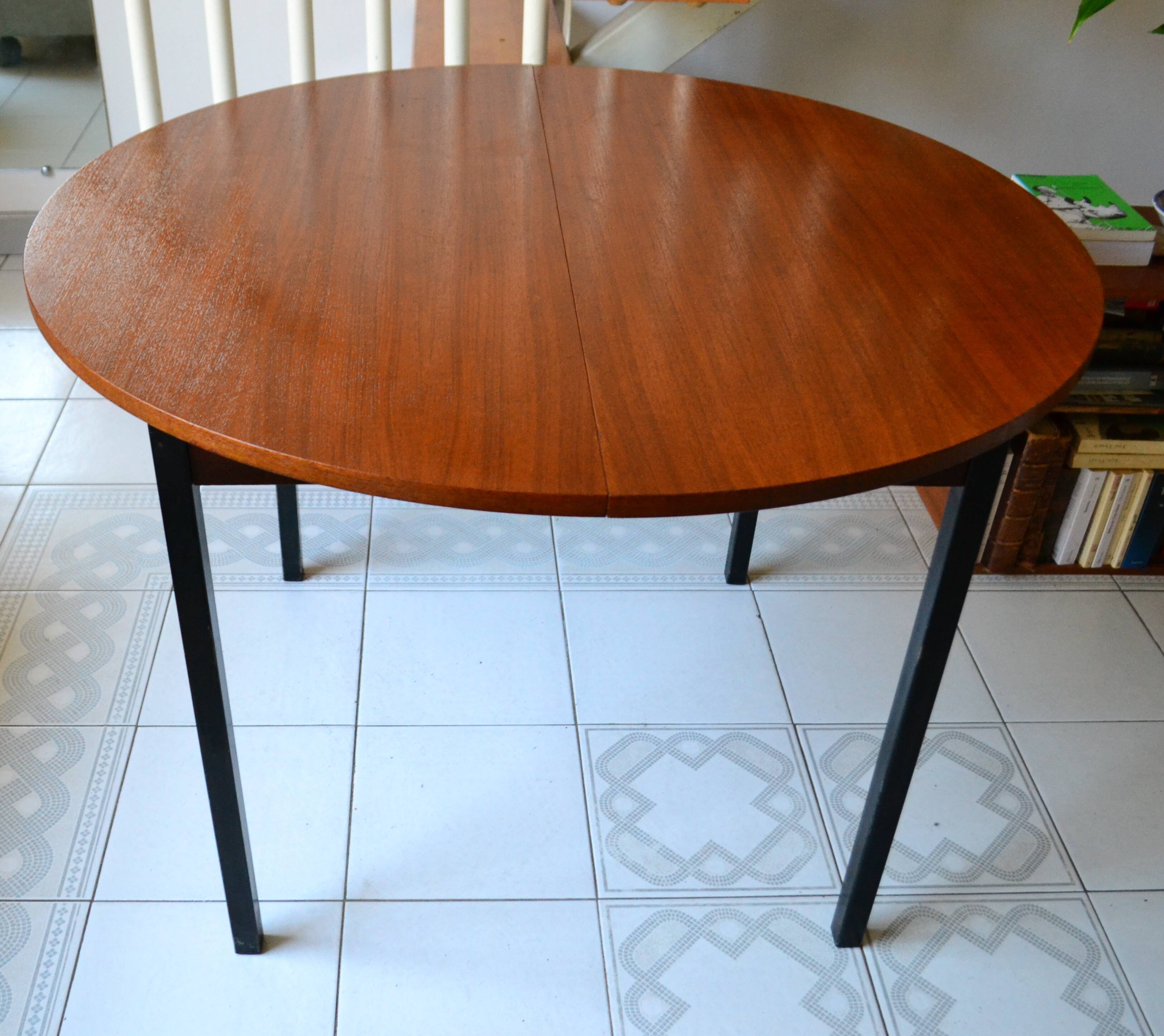 Dining table Pierre Guariche, teak and black steel from the 1960s with extension.