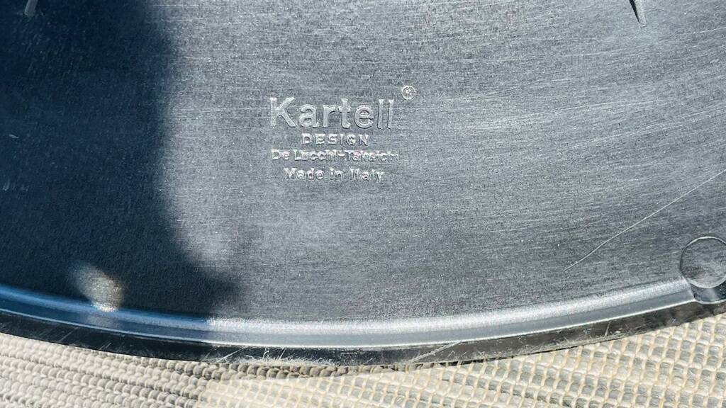 Coat rack Kartell by Michele De Lucchi & Tadao Takaichi. Vintage 90s