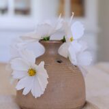 Pique vase Fleurs Vallauris in sandstone