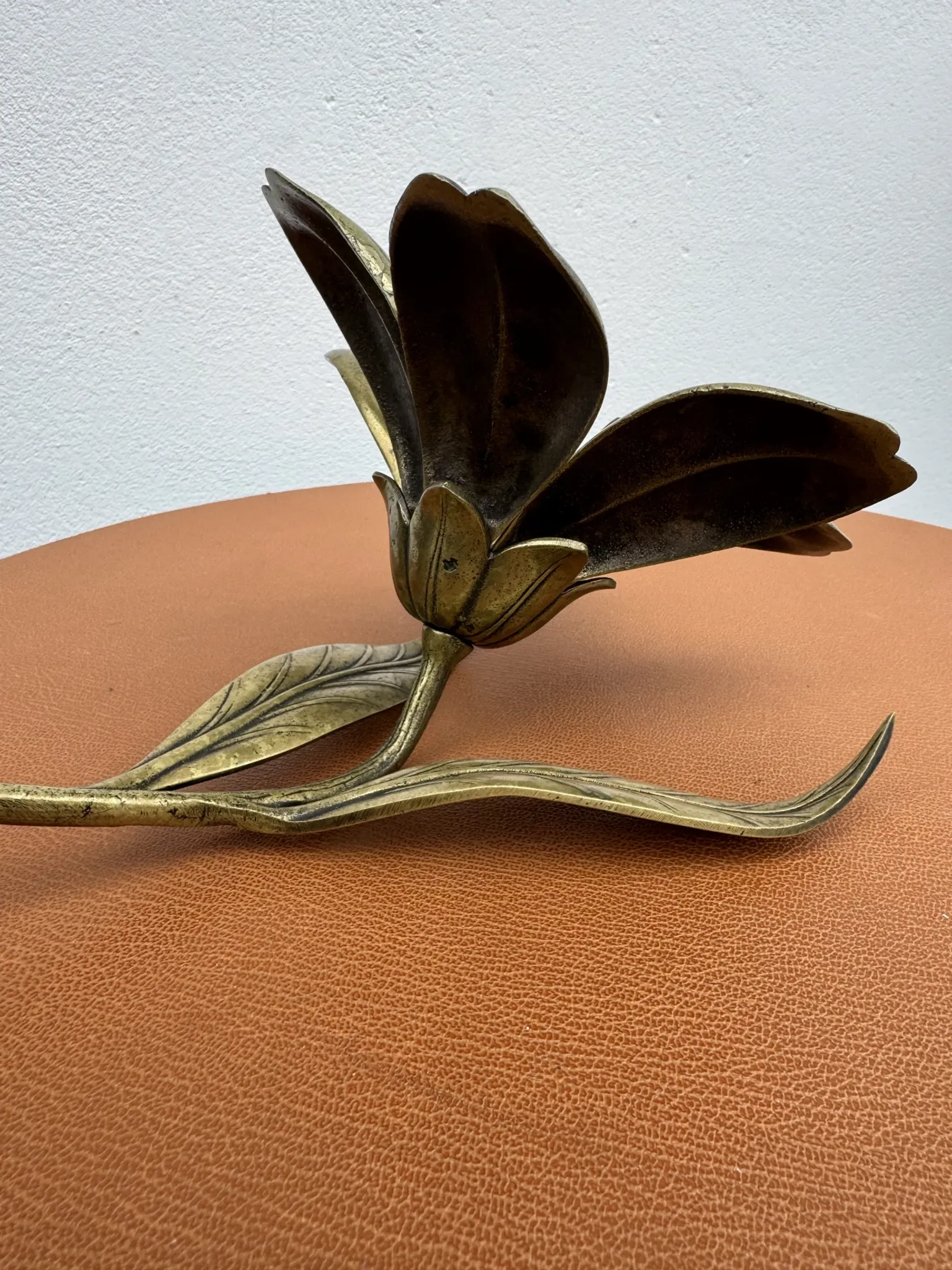 Ashtray flower solid brass 1960s