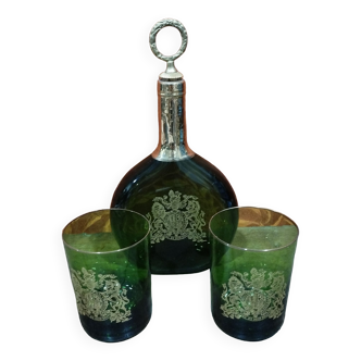 Ensemble anglais service à whisky  en verre vert et dorure avec blason et devise