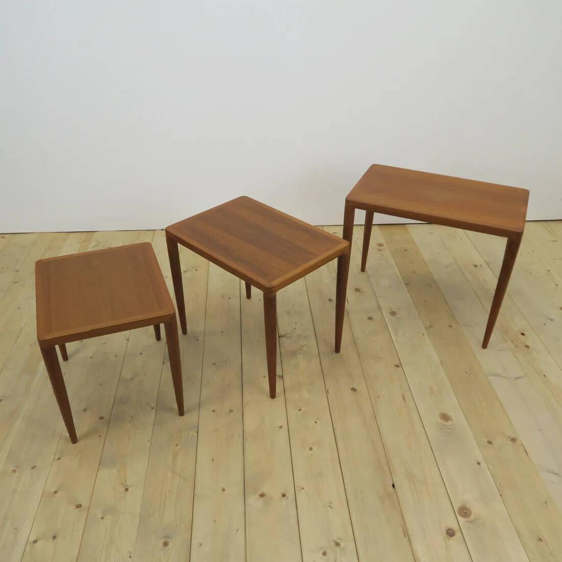 Nest of teak tables – H.W. Klein for Bramin, Denmark 1960 | Mid-Century