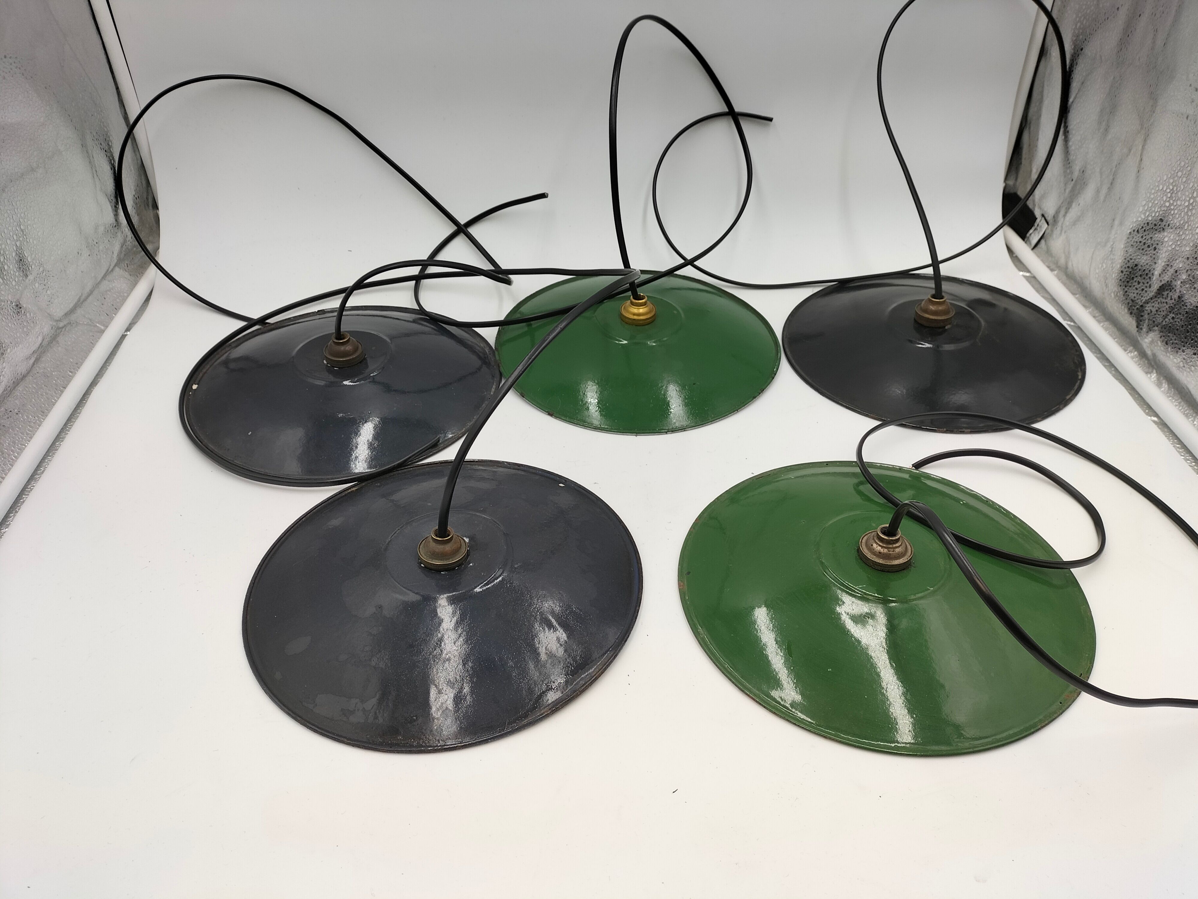 Enamelled old lamp series