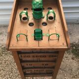 Game of the ancient frog or bulldog