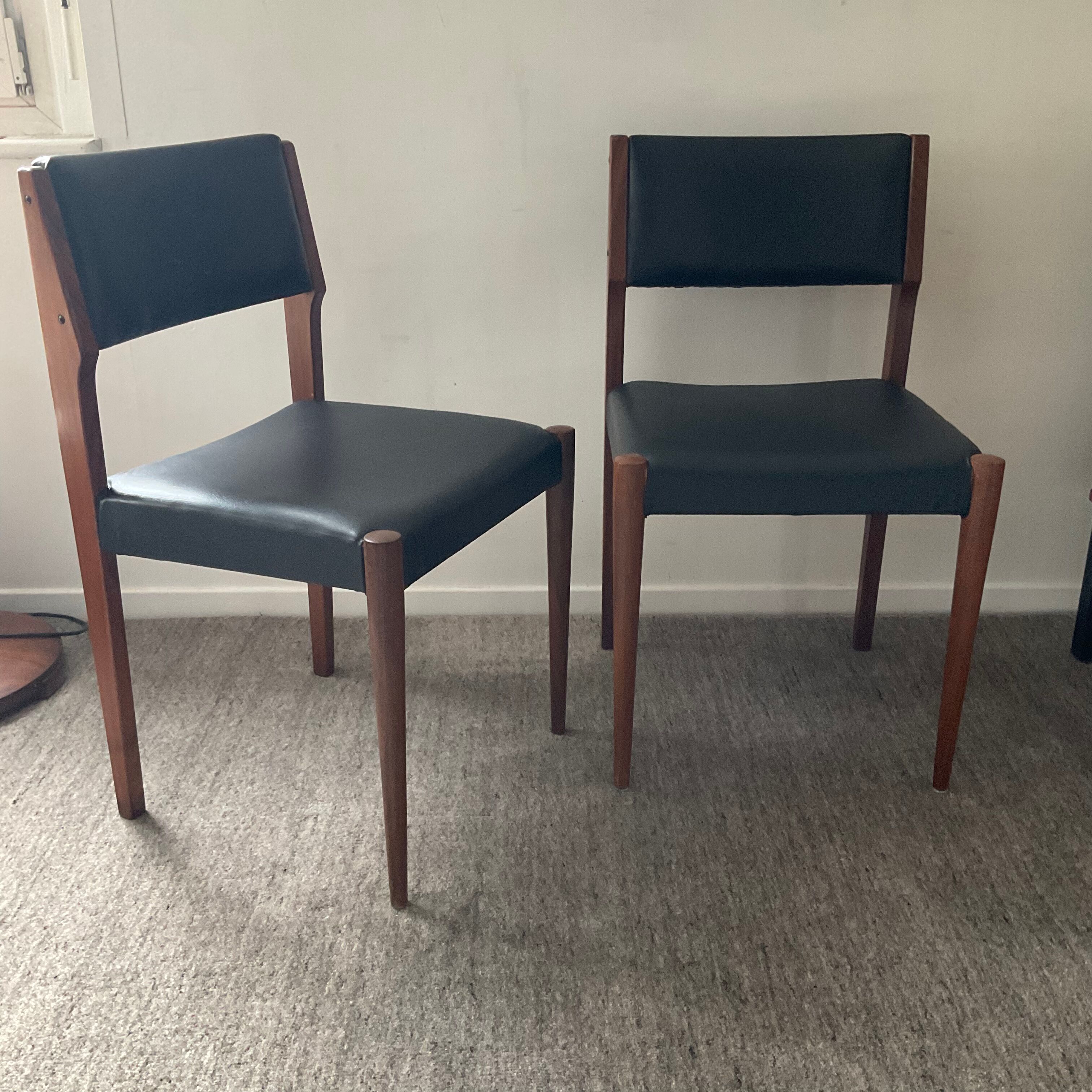Pair of Scandinavian chair from the 60s
