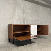 Enfilade moderniste noire et blanche Philippon et Lecoq vintage années 60