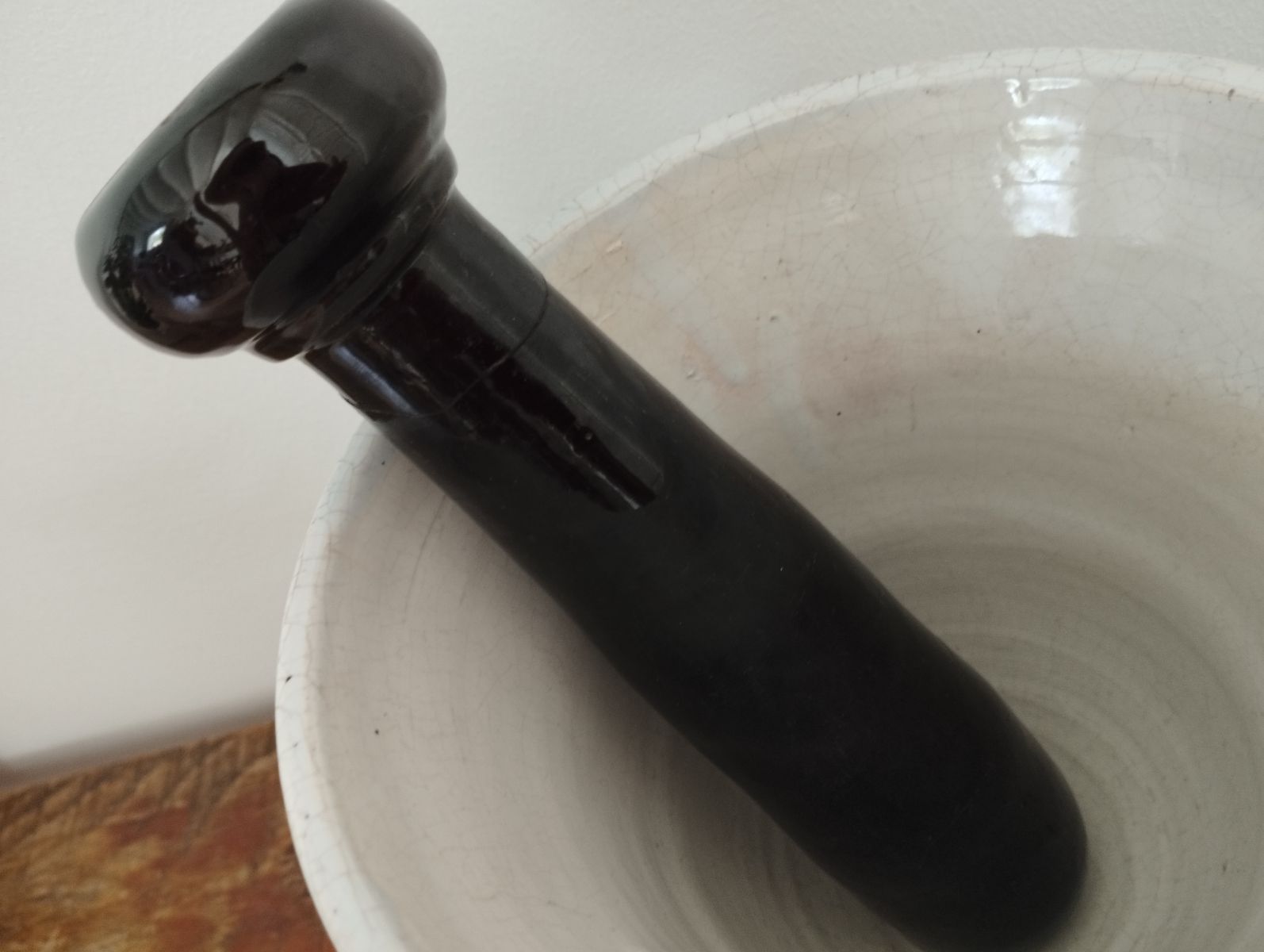Mortier d'apothicaire et pilon vintage