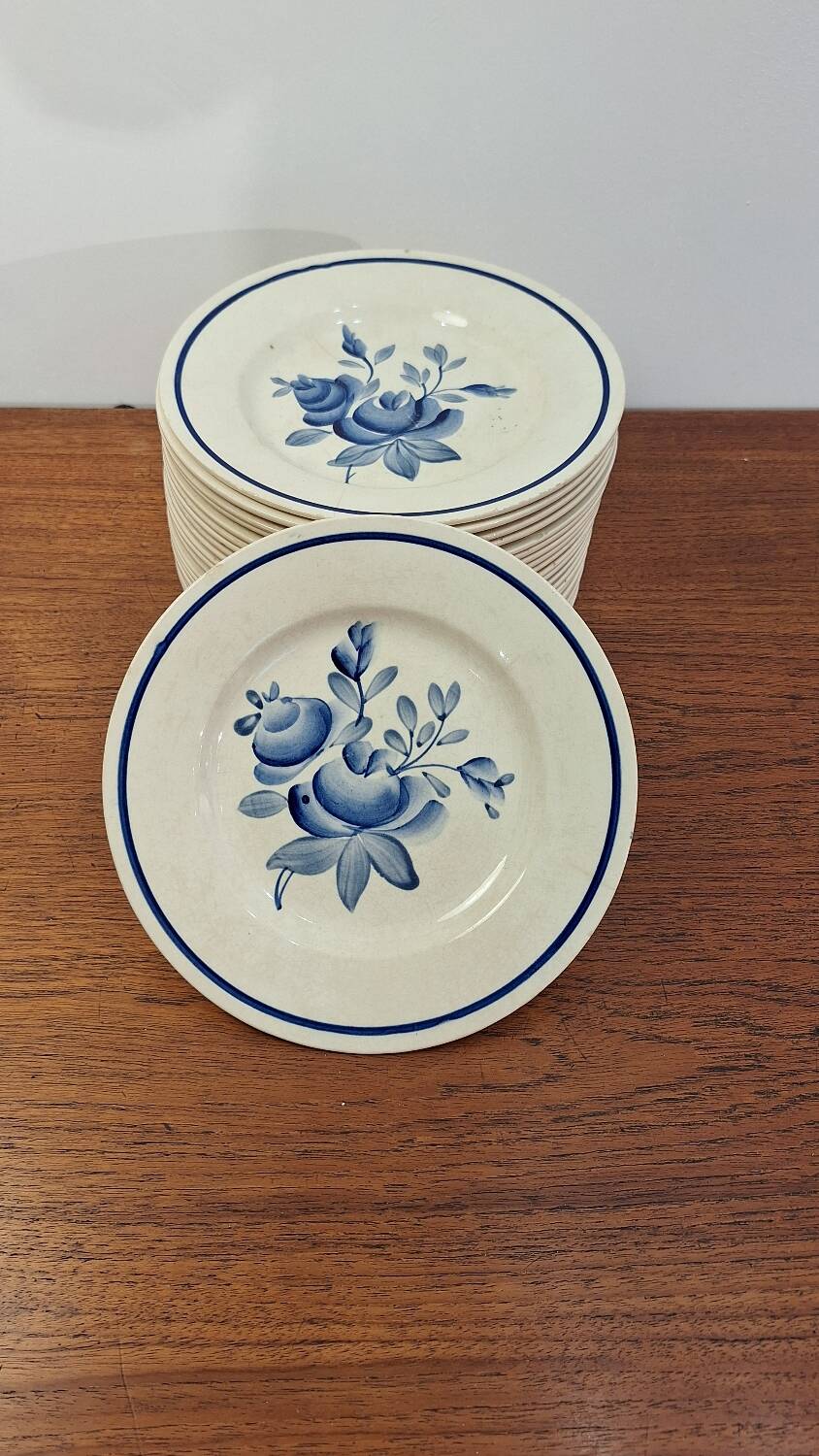 Set of Gien Ajaccio dessert plates