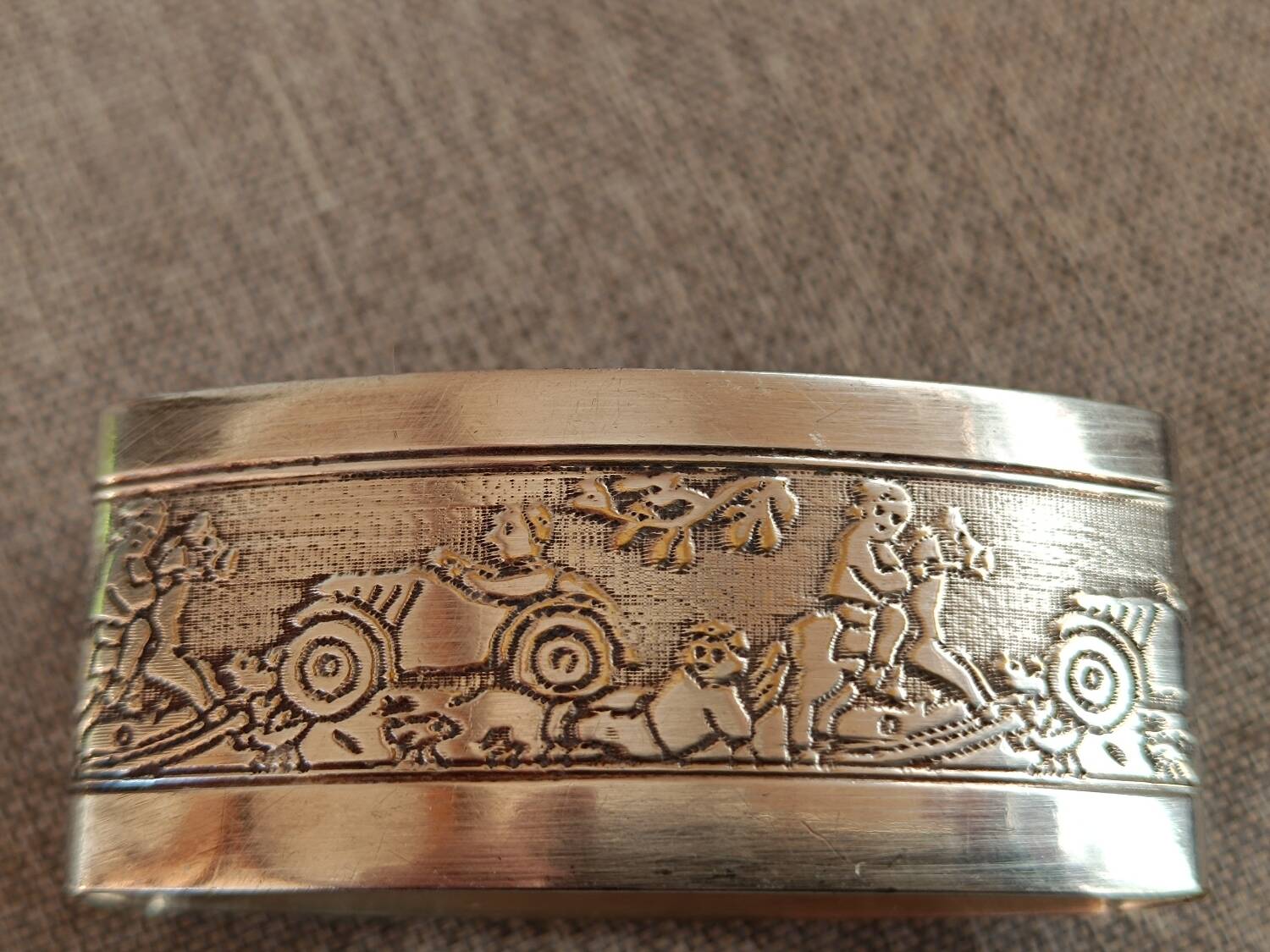 Set of 5 silver metal napkin rings