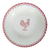 Old shallow dish with a red rooster, sponge decoration.