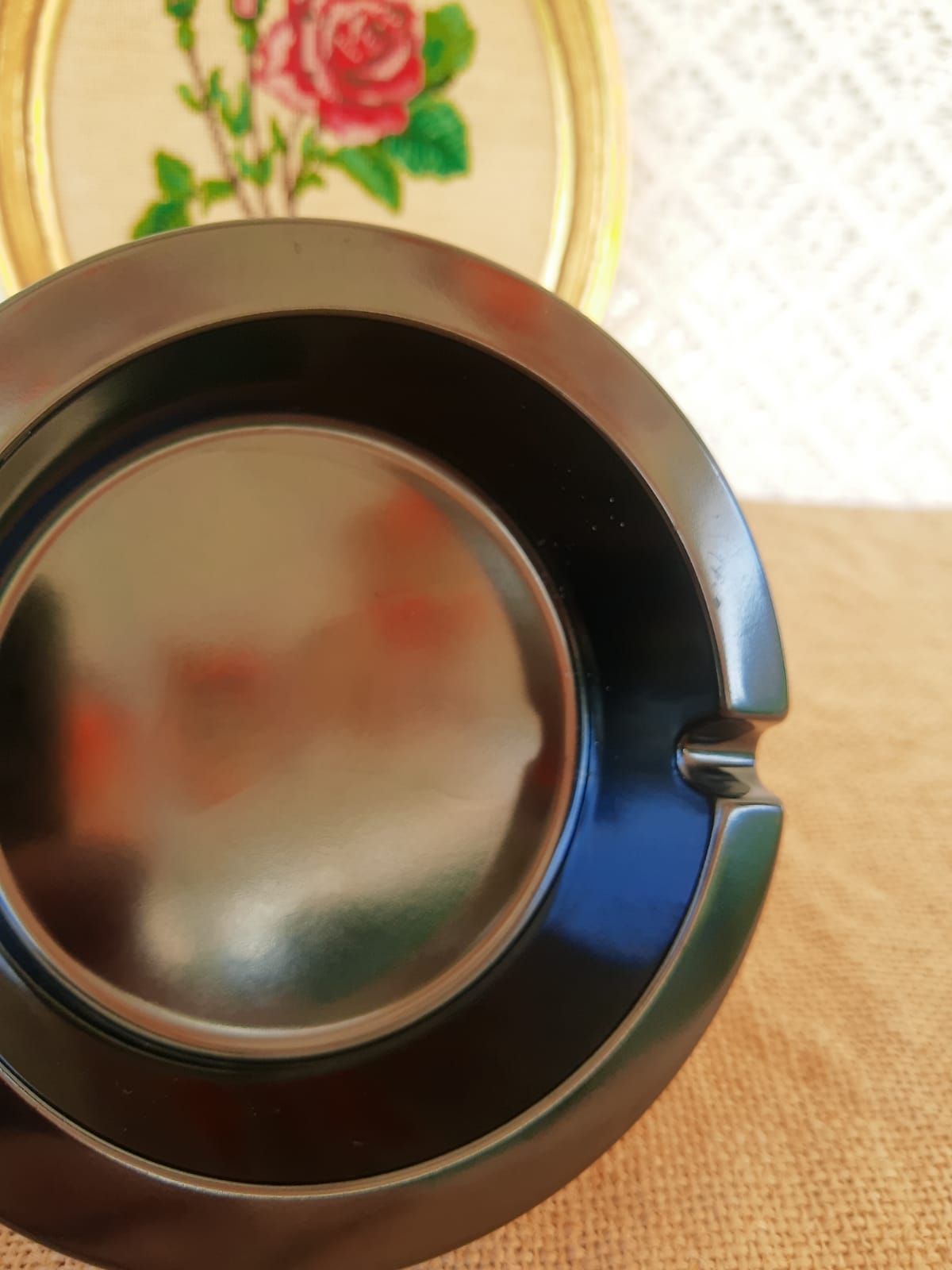 Malboro formula 1 plastic advertising ashtray