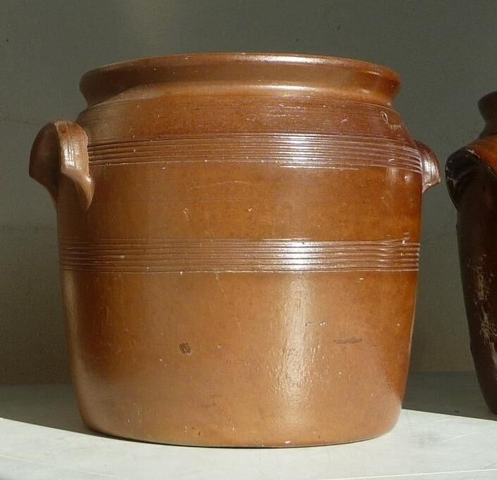 Old grease pot or candied stoneware pot