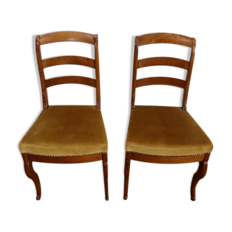 Pair of blond mahogany chairs, restoration period – early nineteenth