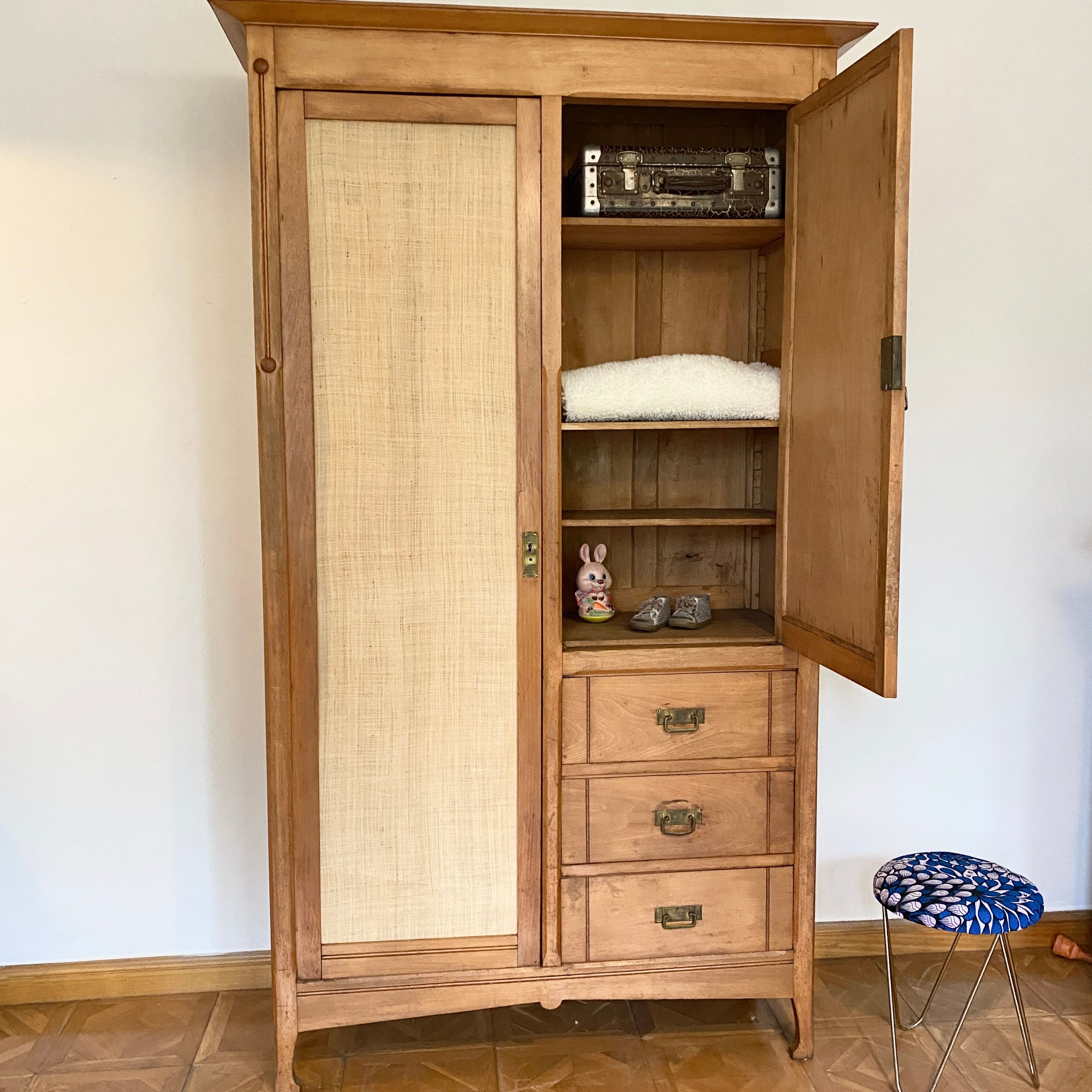 Armoire art déco bois brut & jute