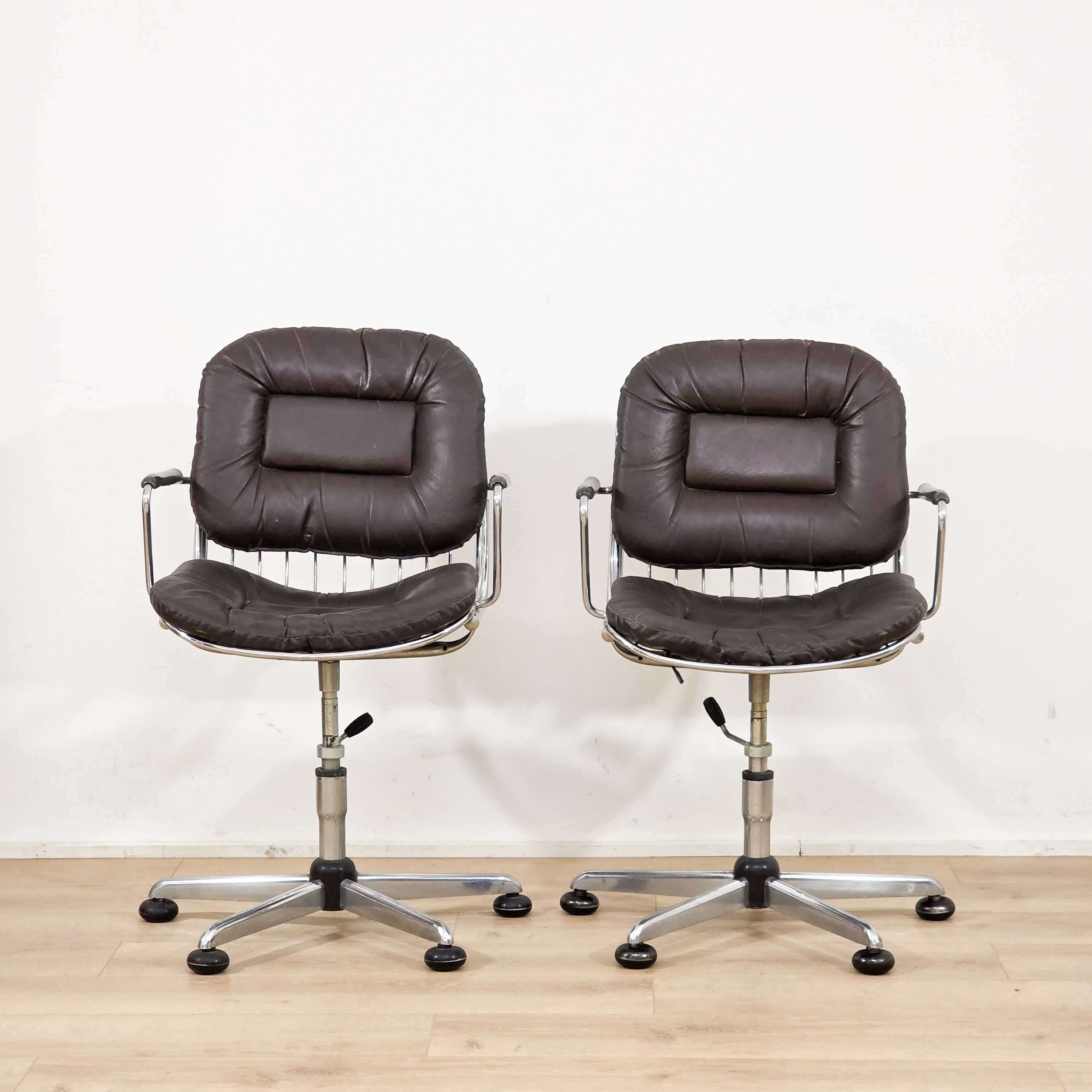 Paire de fauteuils design - Gastone Rinaldi des années 1970