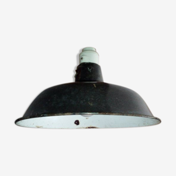 Black enamelled suspension