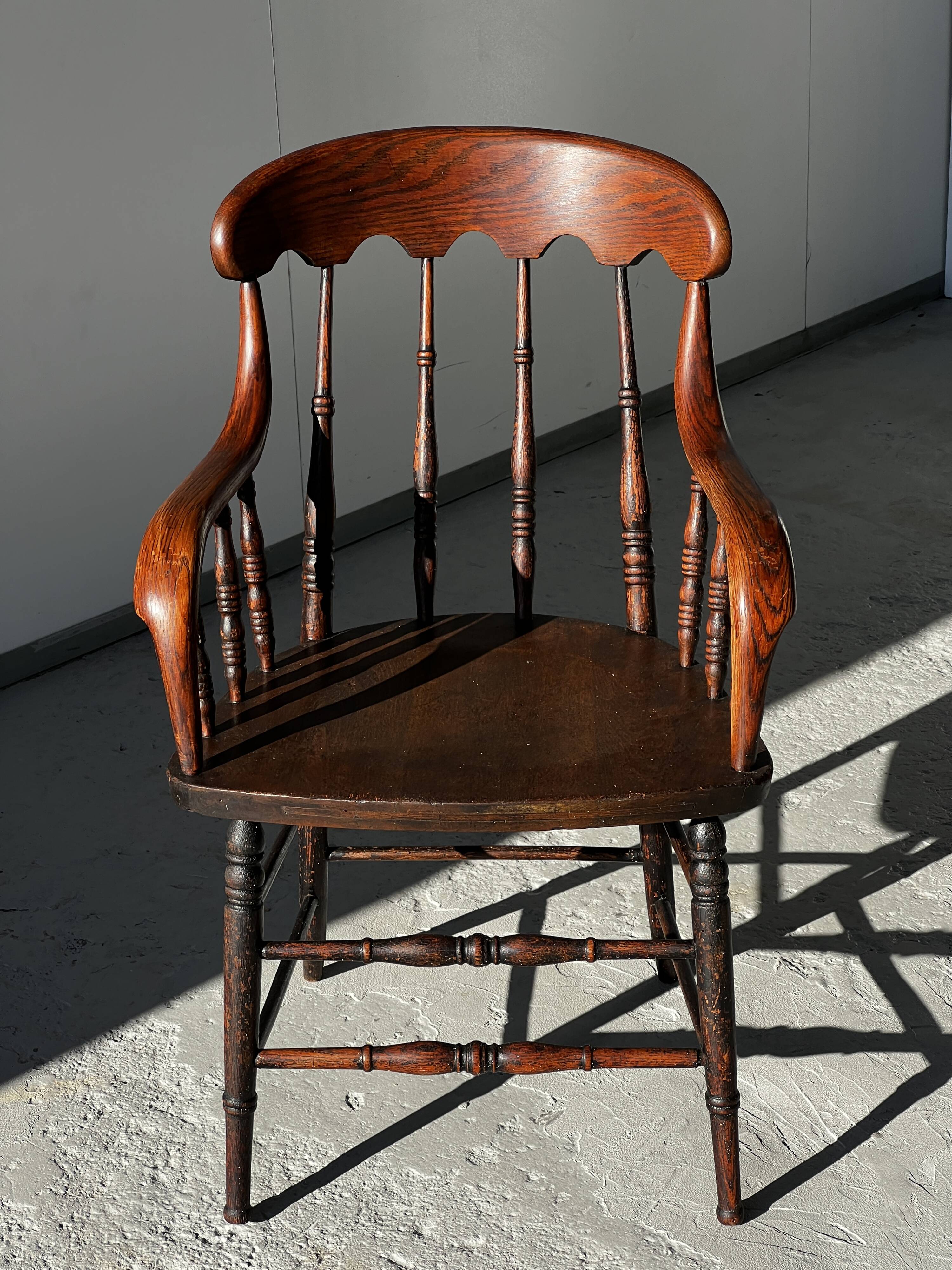 Fauteuil Windsor en bois tourné XXIXème